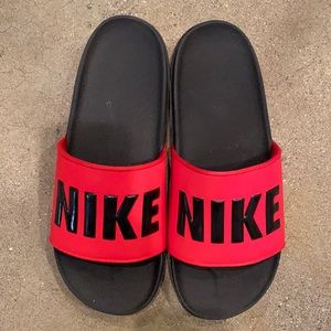 Nike slide sandal - almost new